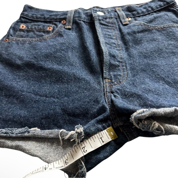 Vintage Levi’s 501 Cutoff Shorts USA Made 30x30 1995 - Picture 7 of 9